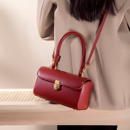 Classic Messenger Bag