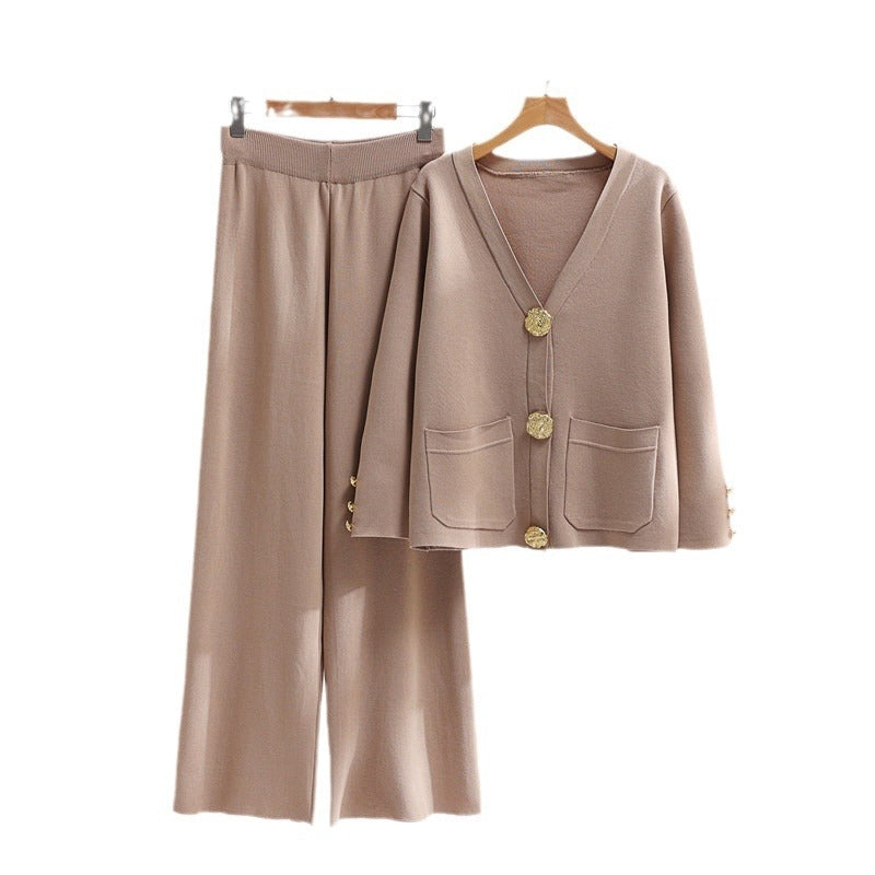 Women’s Cardigan & Wide-Leg Pants