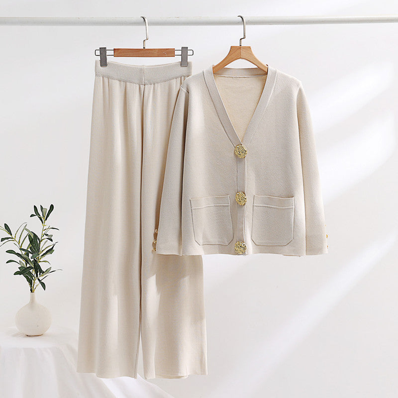 Women’s Cardigan & Wide-Leg Pants